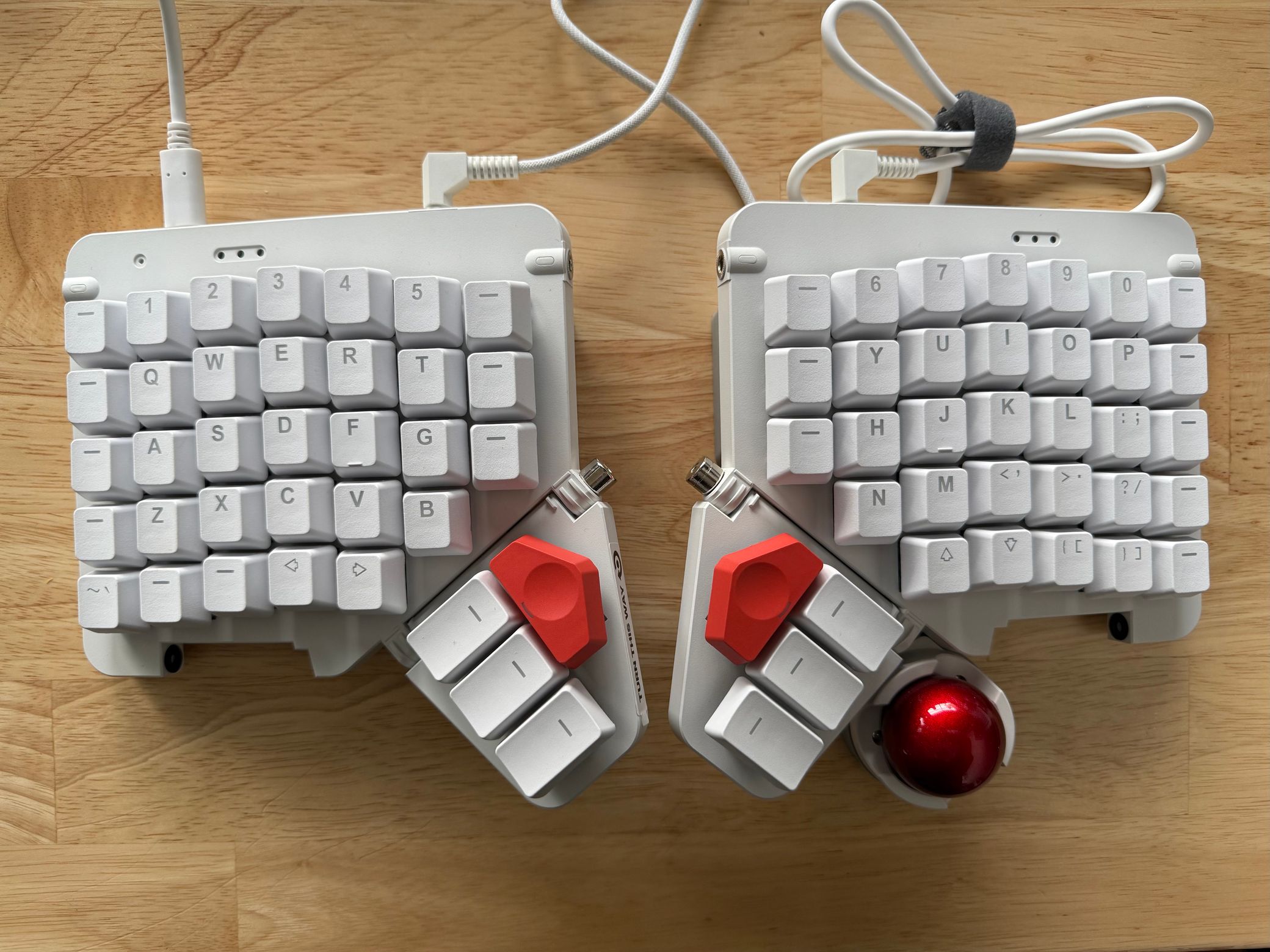 The Navigator thumb shell for the Moonlander